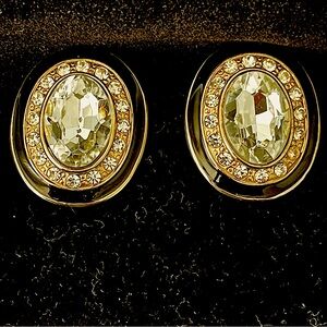 Vintage Gold and Black 80’s Crystal Clip Earrings